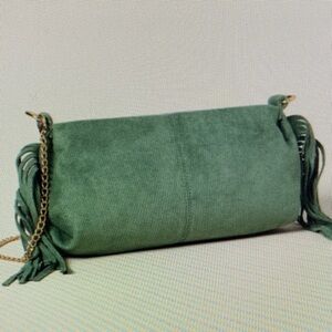 francesca’s Jennifer Olive Green Gold Chainlink Fringe Crossbody Convertible Bag
